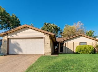 1016 Summit Cir, Carrollton, TX 75006