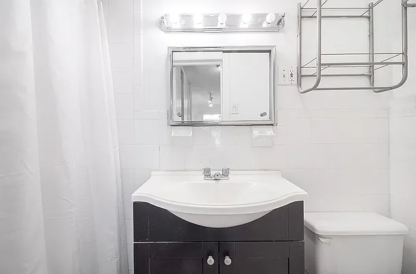 Sold by Compass | media 8