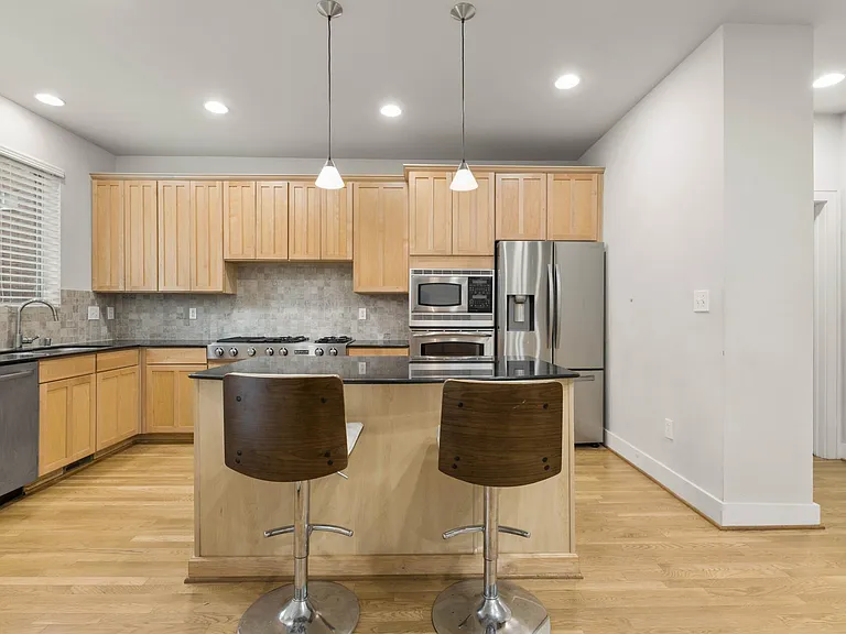 4239 Rawlins St #7 — Photo 11