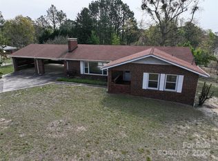 821 Austin St, Hamlet, NC 28345