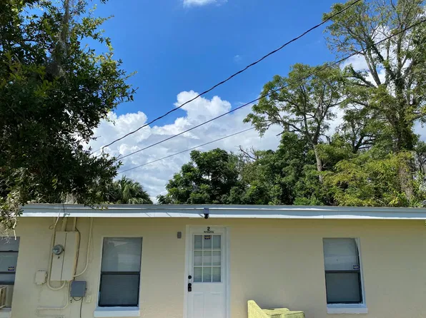 16035 Wallace St #2, Umatilla, FL 32784
