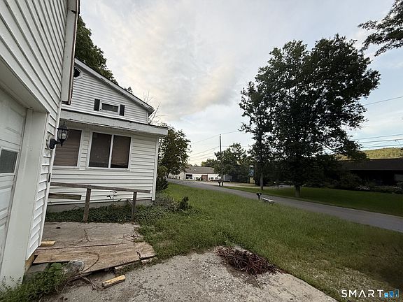 2nd image of 34 Gaylord Road