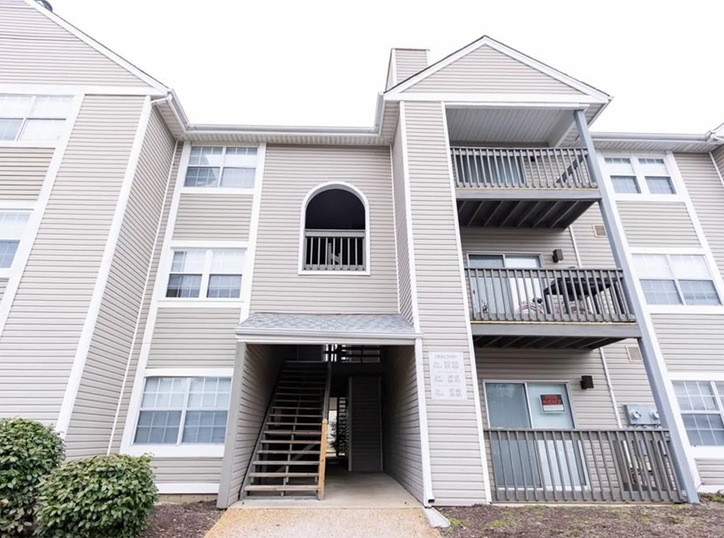 Well Appointment 1bdr 1bth apartment in Hampton — Photo 1