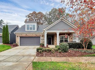 7933 Parknoll Dr, Huntersville, NC 28078