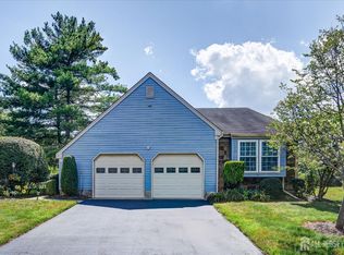20 John Hancock Dr, Monroe Township, NJ 08831