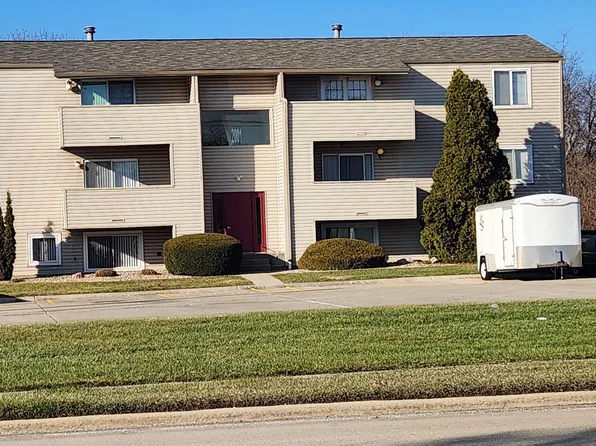 2001 S Mattis Ave APT F, Champaign, IL 61821