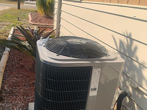 5th image of 1217 Daytona Ave