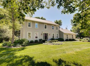 4290 S Wilshire Dr, New Berlin, WI 53151