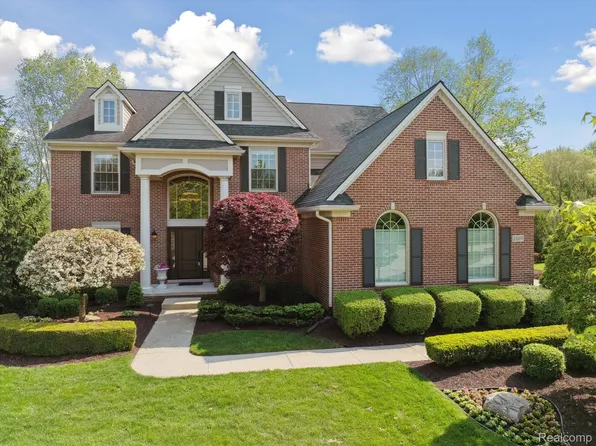 23201 Argyle St, Novi, MI 48374