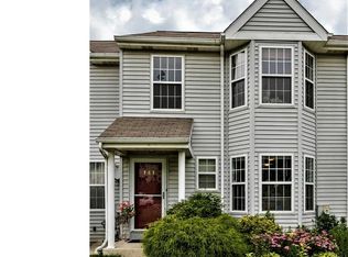 141 Peters Ct, Coatesville, PA 19320