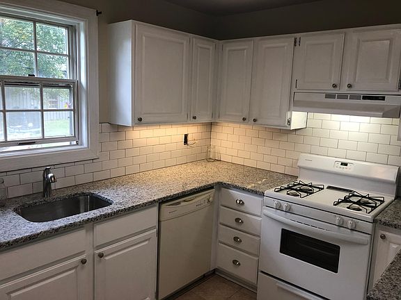 Kitchen- New Granite, Backsplash & Lighting