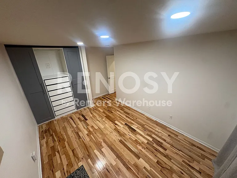 4201 Lakeside Ave N #111 — Photo 10