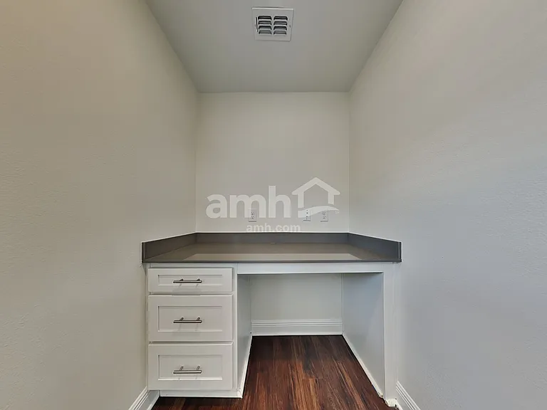 27438 Saint Andrews Ave — Photo 14