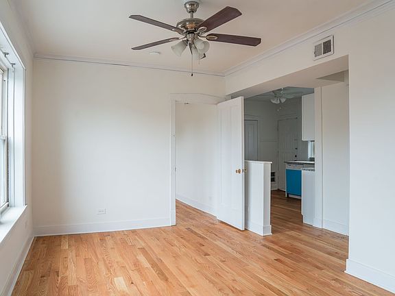 4th image of 3836 W Lawrence Ave #304