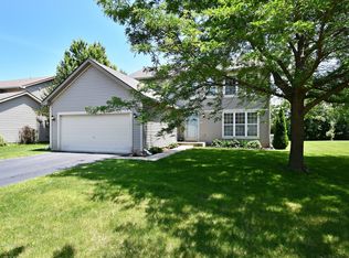 2692 Lahinch Dr, Aurora, IL