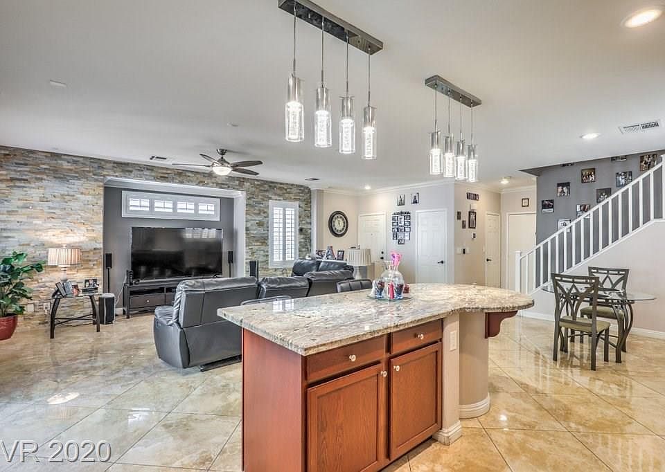 1st image of 9254 Grassy Weep Ct