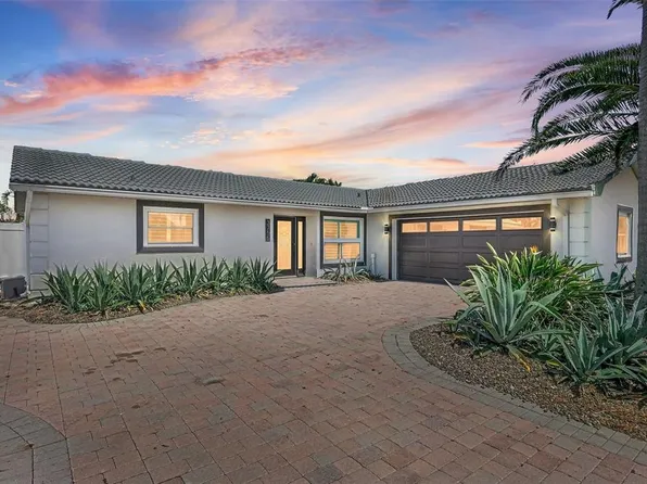 3755 Belle Vista Dr E, Saint Pete Beach, FL 33706