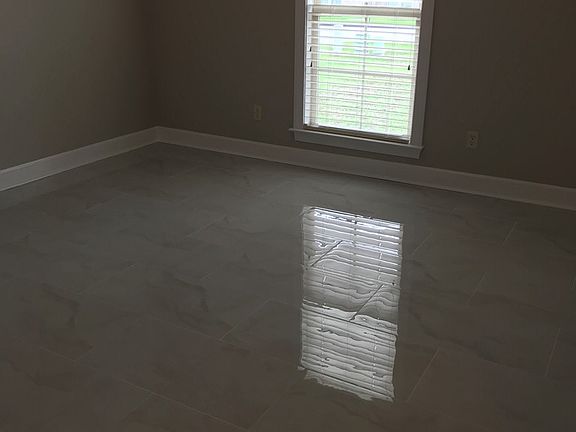 5th image of 316 Cotton Ridge Ln