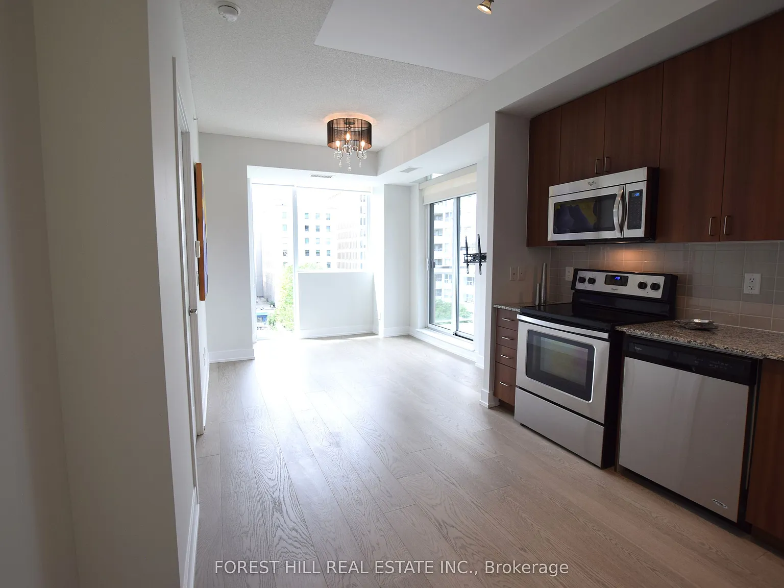 1 bed, $2,700 — Photo 2