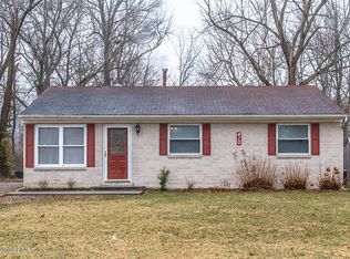 410 Glengarry Dr, Fairdale, KY 40118