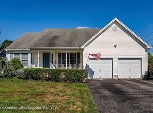 312 Leeward Rd, Manahawkin, NJ 08050
