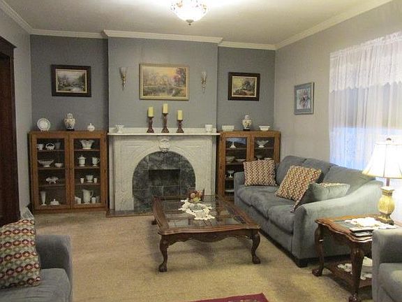 3rd image of 503 N 2nd St