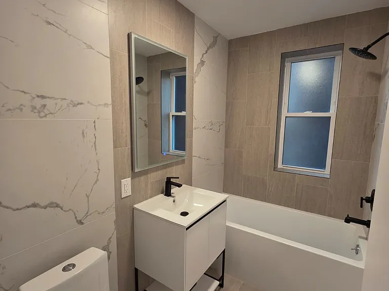 286 Hawthorne Ave #4BR — Photo 9