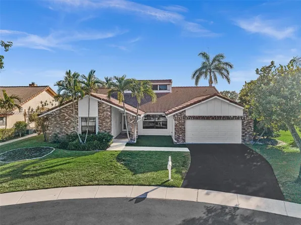 1661 NW 100th Way, Plantation, FL 33322