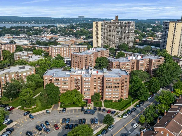 18-55 Corporal Kennedy ST #6H, Bayside, NY 11360