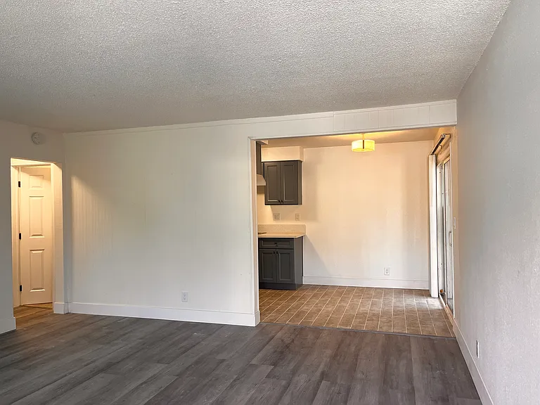 632 Abbey Ln #3 — Photo 18