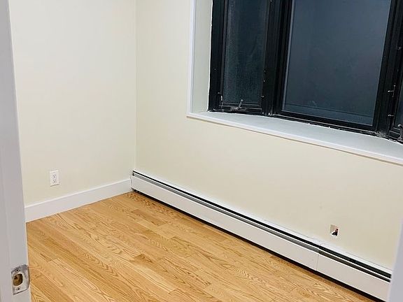 4th image of 51-14 Haspel St #3