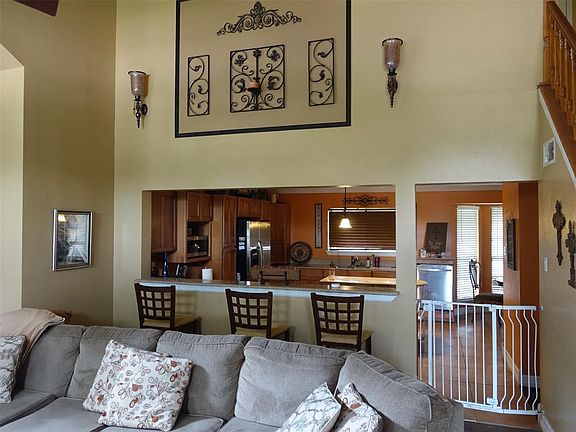 4th image of 6718 Redwood Falls Dr