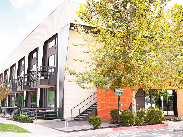 49 Navasota St #209 — Photo 25