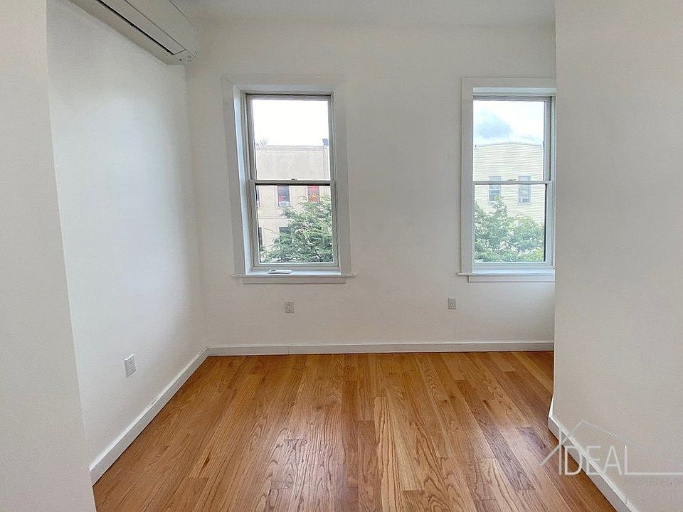 1st image of 286 Troutman St APT 2R