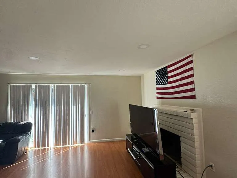 650 Daffodil Way — Photo 7
