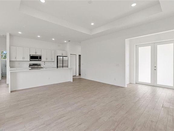 4th image of 3100 Pearl AVE S