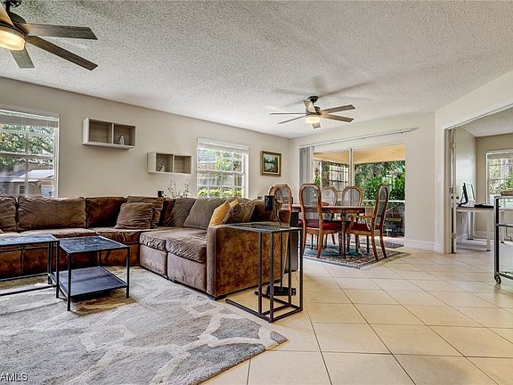 5th image of 9629 Crescent Garden Dr #H-101