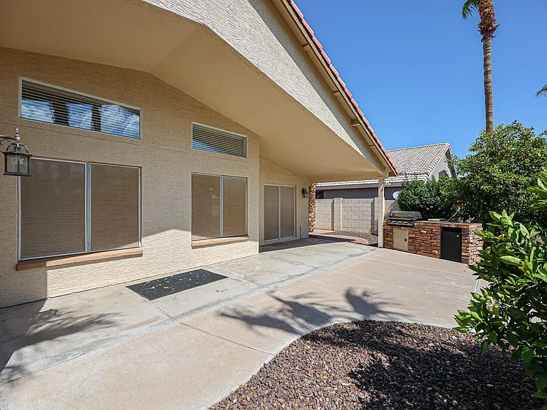 3081 N 148th Ave — Photo 30