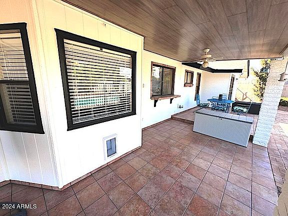 4th image of 1439 E GARY Street