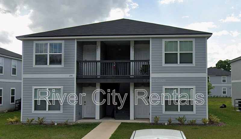 1st image of 6541 Sweetbay Ln Unit 101