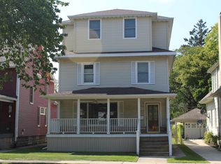 1516 Forres Ave, Saint Joseph, MI 49085