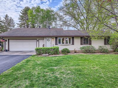 792 Gramsie Rd, Shoreview, MN, 55126