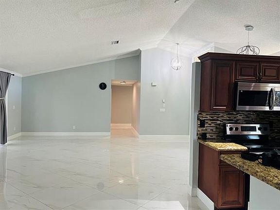 4th image of 12623 SW 8th Ct #0