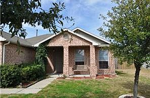3rd image of 1404 Pearsall Ln