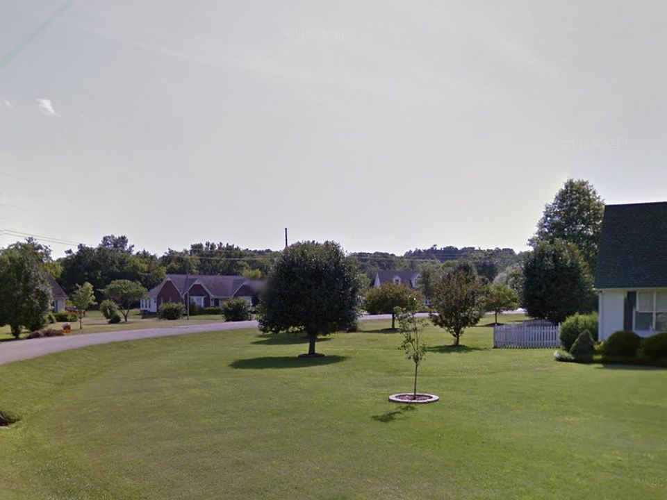 2nd image of 209 Willa Valley Cir