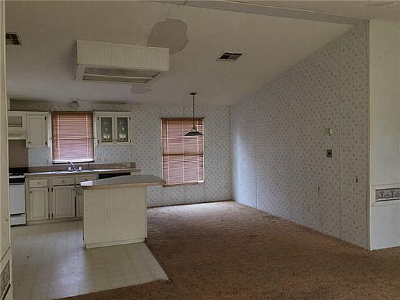 2nd image of 431 Santa Martina Dr