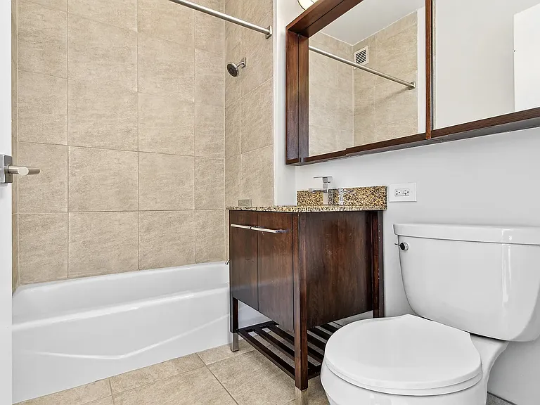 125 W 31st St #50B — Photo 8