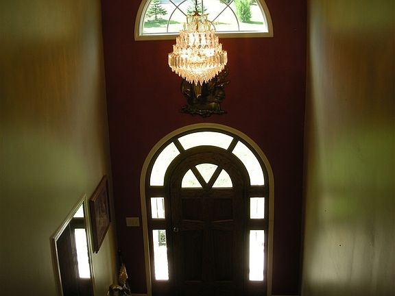 4th image of 115 Ashworth Dr