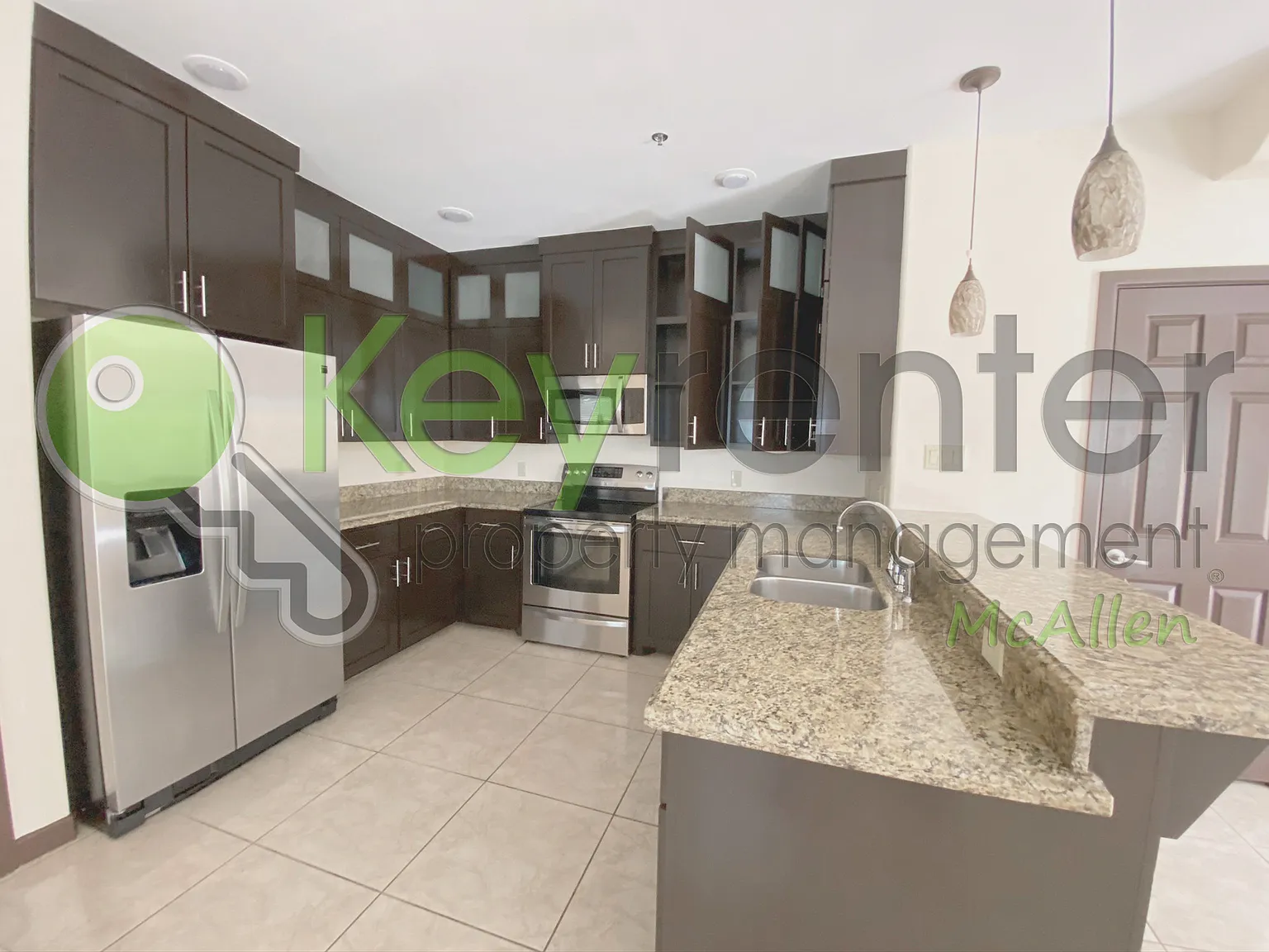 2 bed, 2.5 bath, 1200 sqft, $1,050 — Photo 3