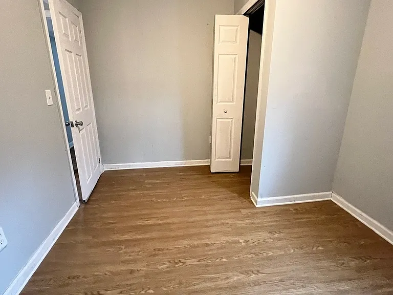 225 N Burgher Ave #1 — Photo 14
